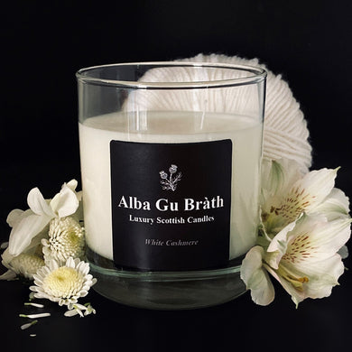 scottish candle that smells like fresh linen made by alba gu brath homeware in dunfermline, scotland